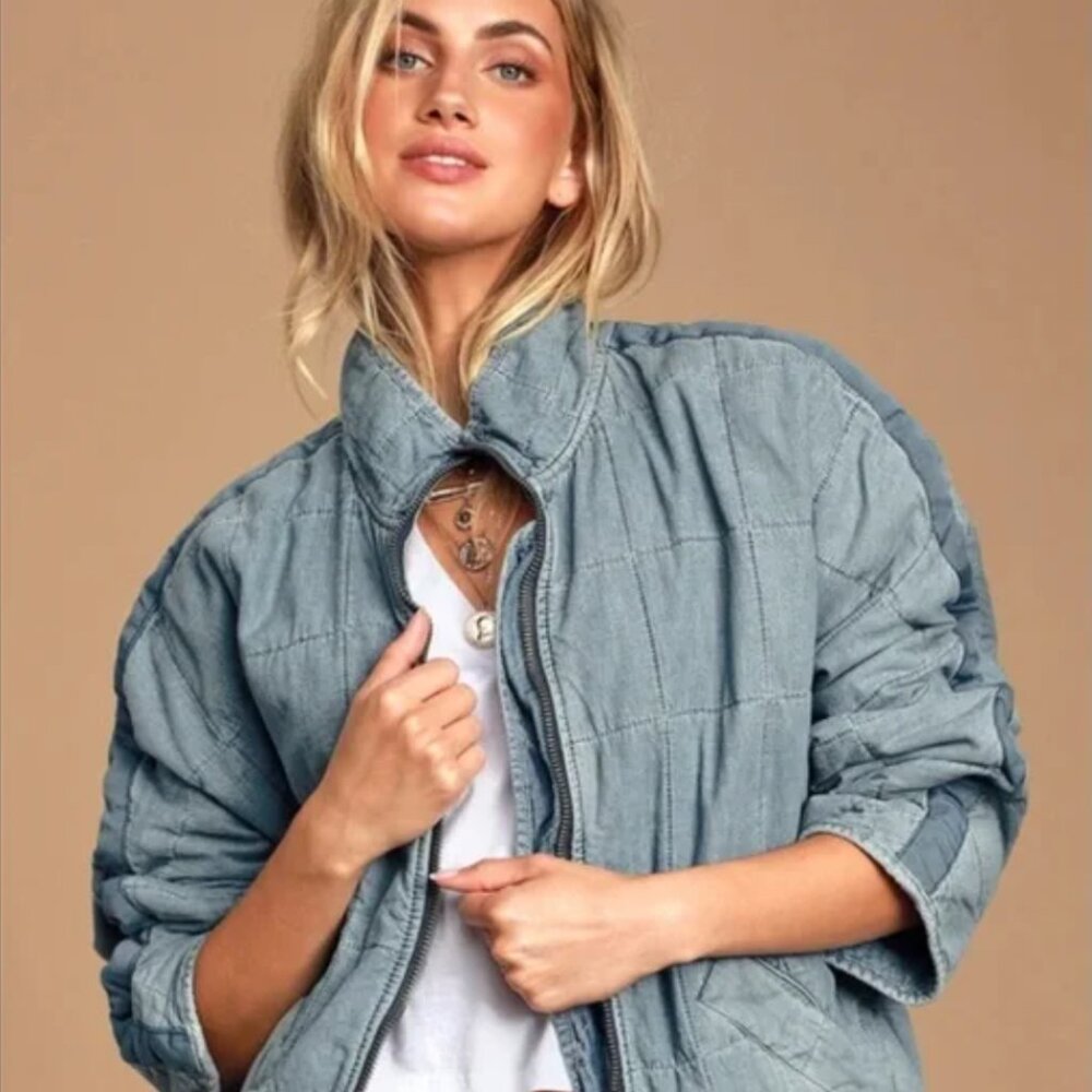 FREE PEOPLE Quilted Denim jacket - Womens Size SMALL